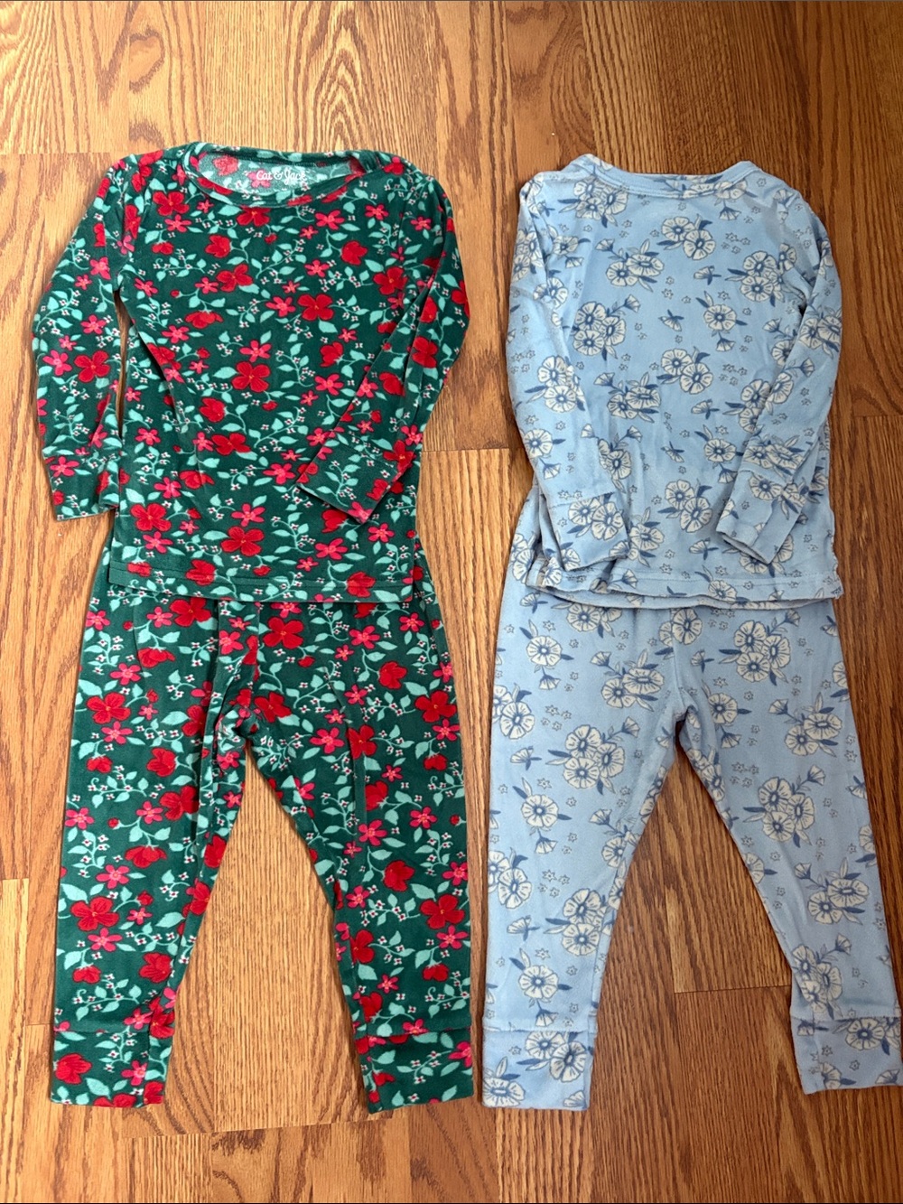 2T Cat & Fleece Long-Sleeve Pajamas